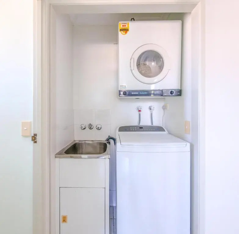 Explorer Cove Unit 6, 31 Kennedy Pde