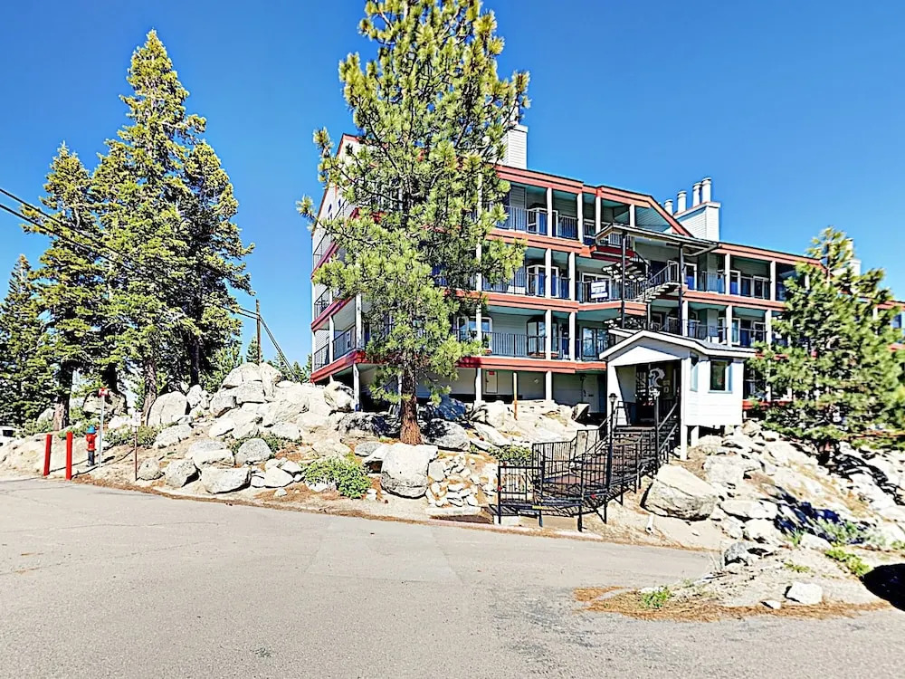 754 Stateline - 1 Br Condo