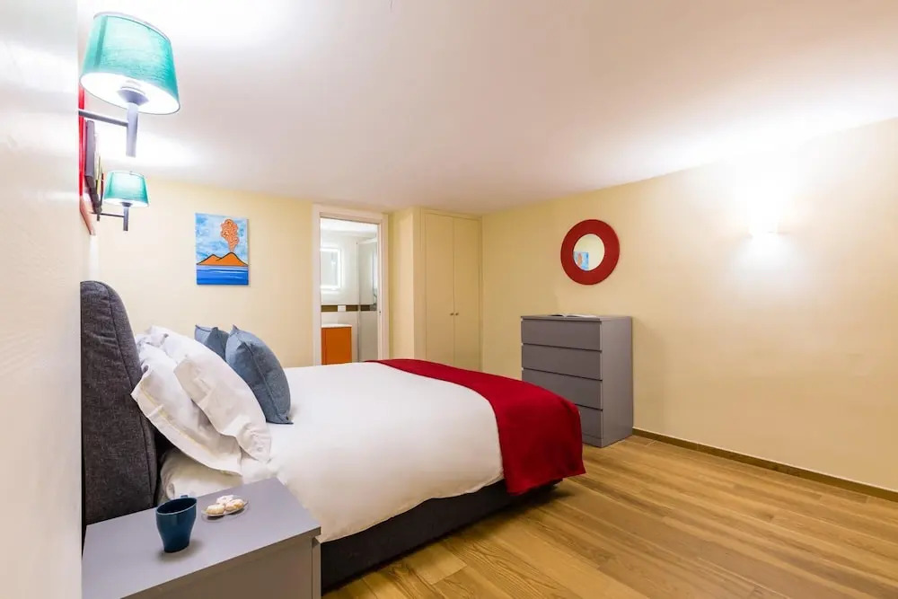 Apartment in the Heart of Nightlife by Wonderful Italy