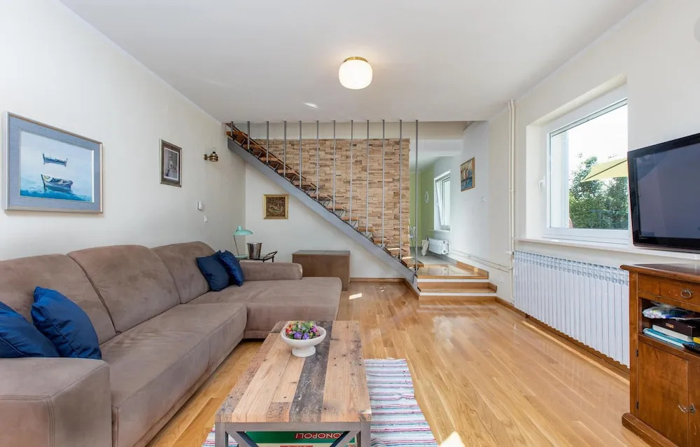 3 Bedroom Pet Friendly Home In Malinska