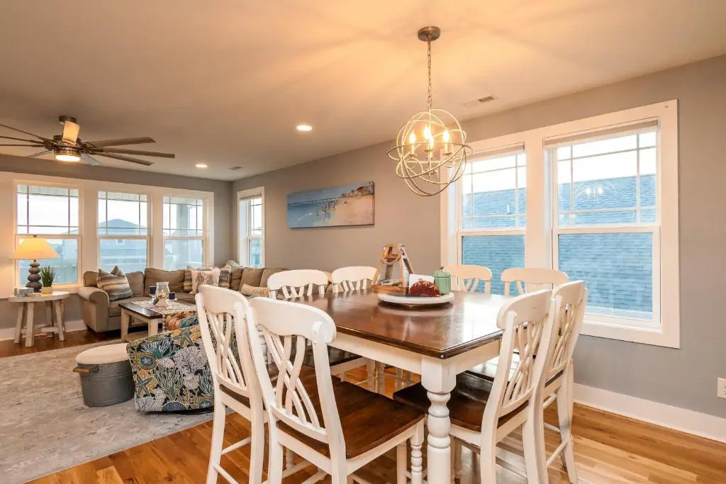 Beach 45 by Oak Island Accommodations