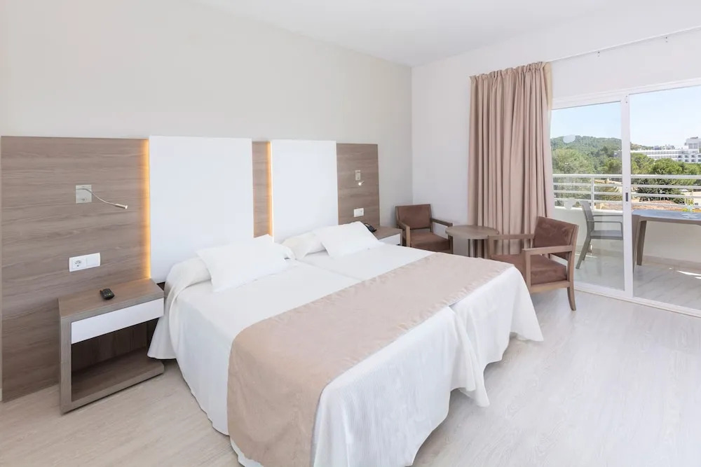 MAR HOTELS PAGUERA and SPA APARTMENTS
