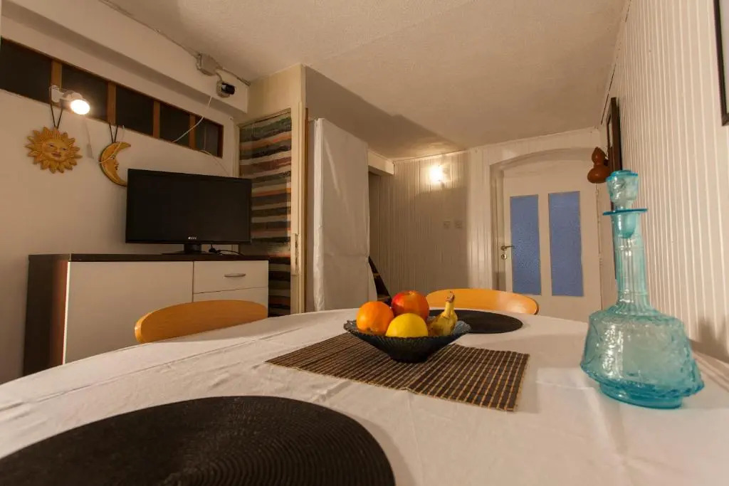 Studio Apartment Nihar