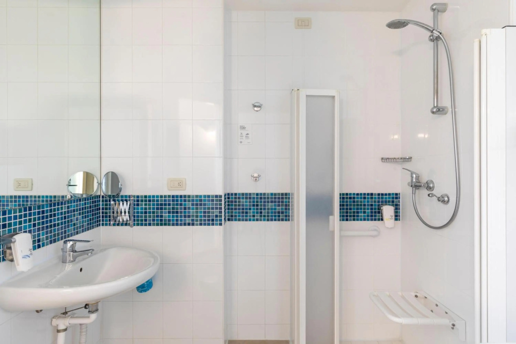 B&B Hotel Cherasco Langhe