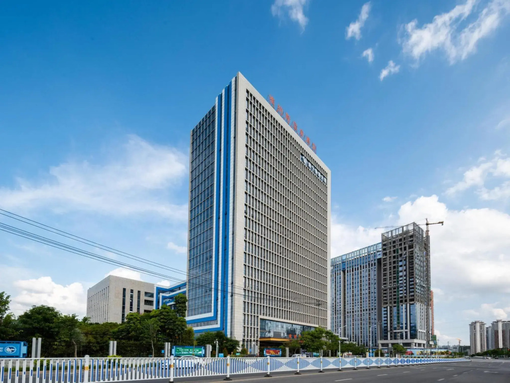 Venus Royal Hotel (Nanning High-speed East Railway Station)