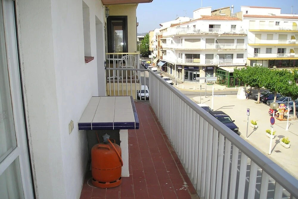 Port Castellar 6