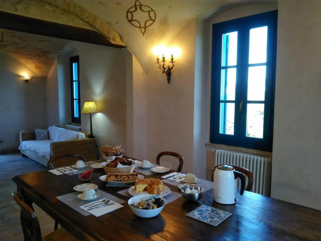 La casa dalle finestre blu