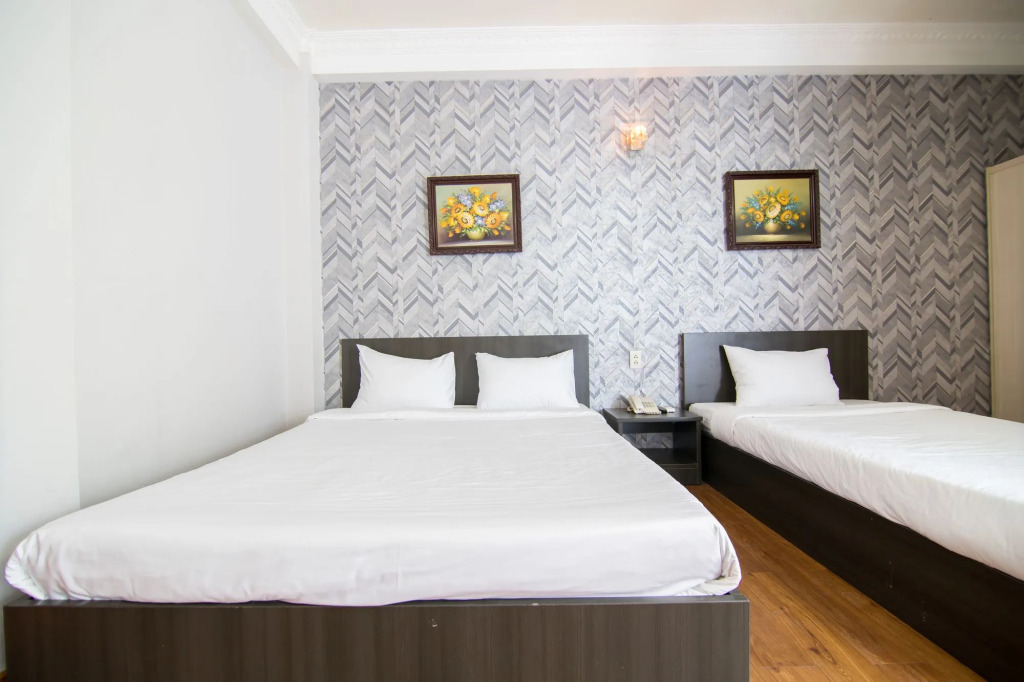 S79 Quynh Giang Airport Hotel