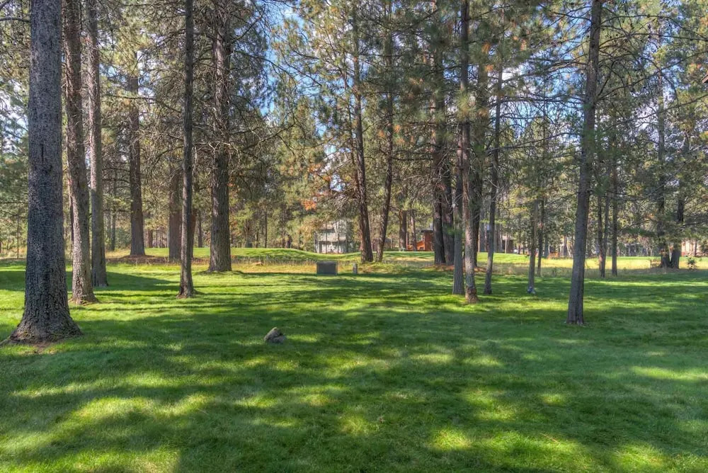 Wildflower Condo #44 by Village Properties at Sunriver