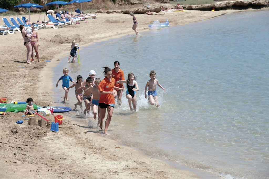 Golden Coast Beach Hotel