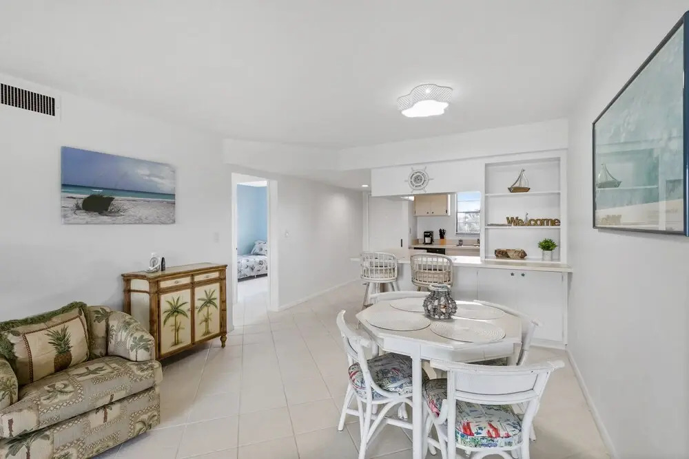 Anglers Cove N306, Marco Island Vacation Rental 2 Bedroom Condo by Redawning