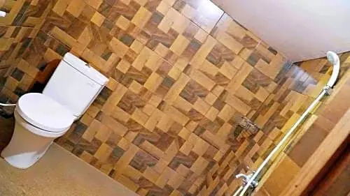 Penginapan Muslim Yuni INN