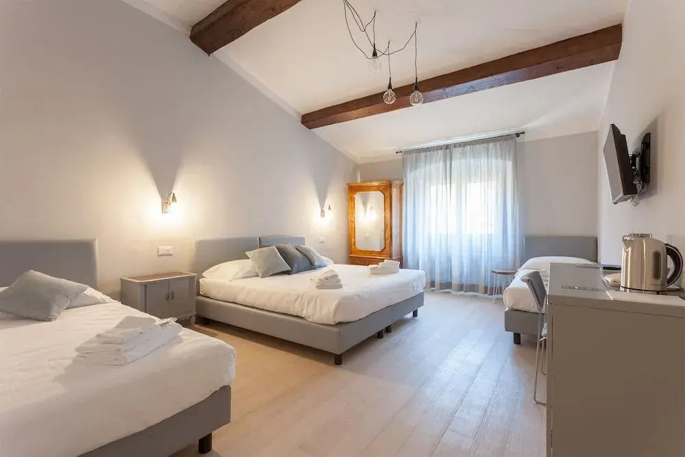 Santo Spirito Venti - Design Rooms in Florence near Ponte Vecchio & Palazzo Pitti