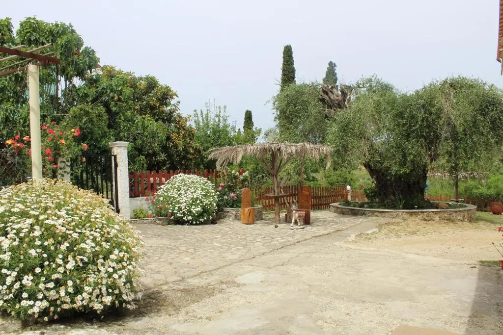 Marina 1990