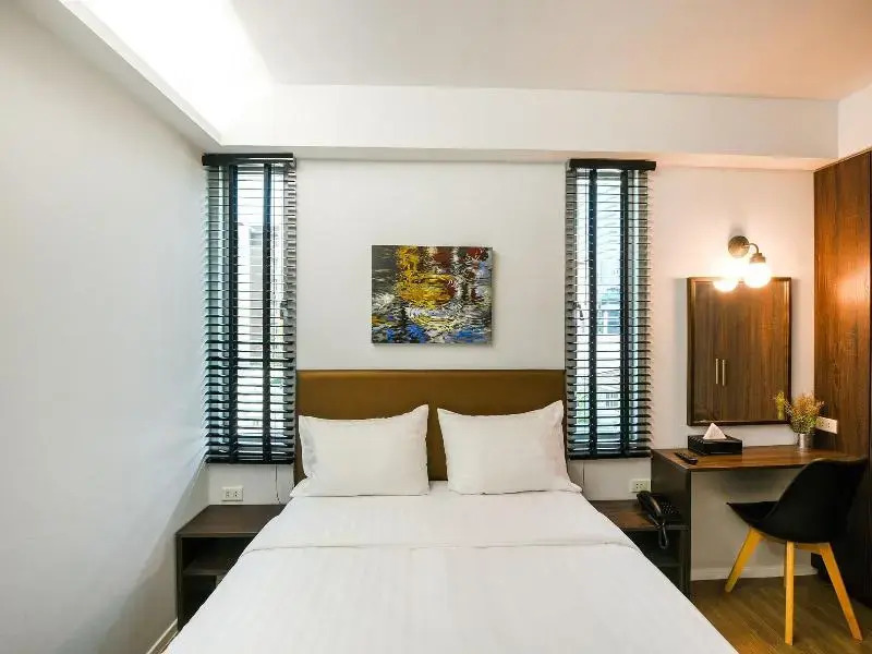 Kitzio House Hotel Huai Kwang