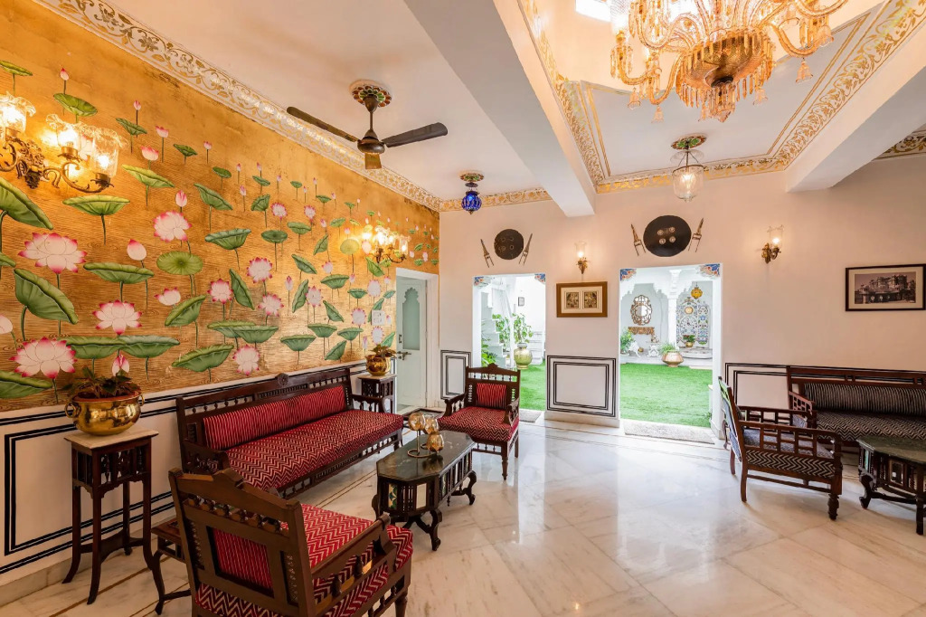 Jagat Niwas Palace