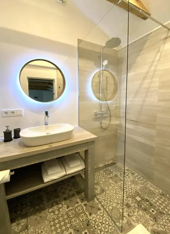 West Key Apartment