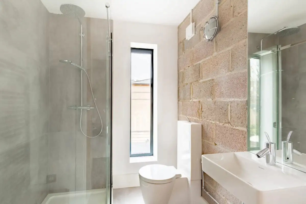 The Bethnal Green Escape - Modern & Bright 1BDR Apartment