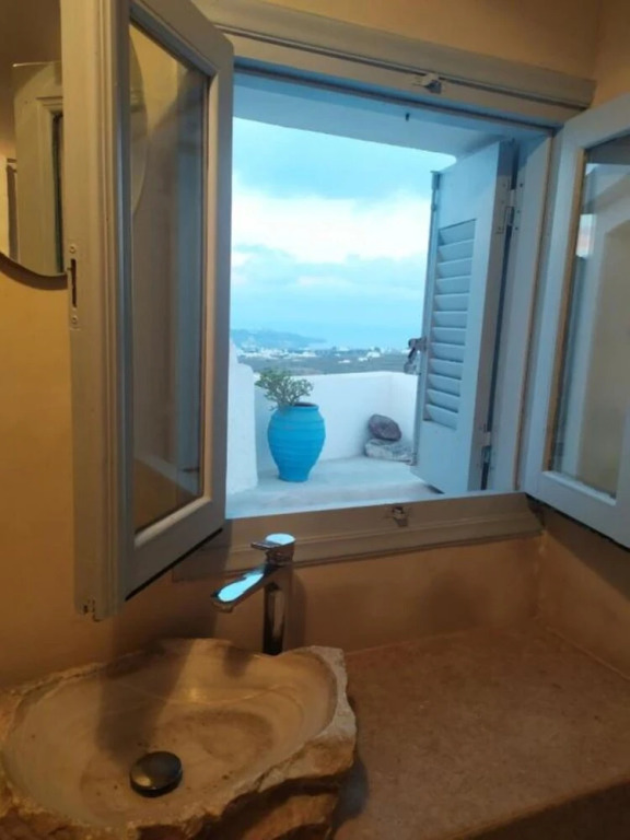 Melpomeni's cycladic house with terrace