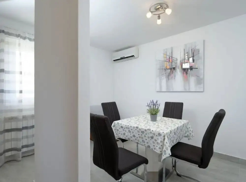 Ena Apartments