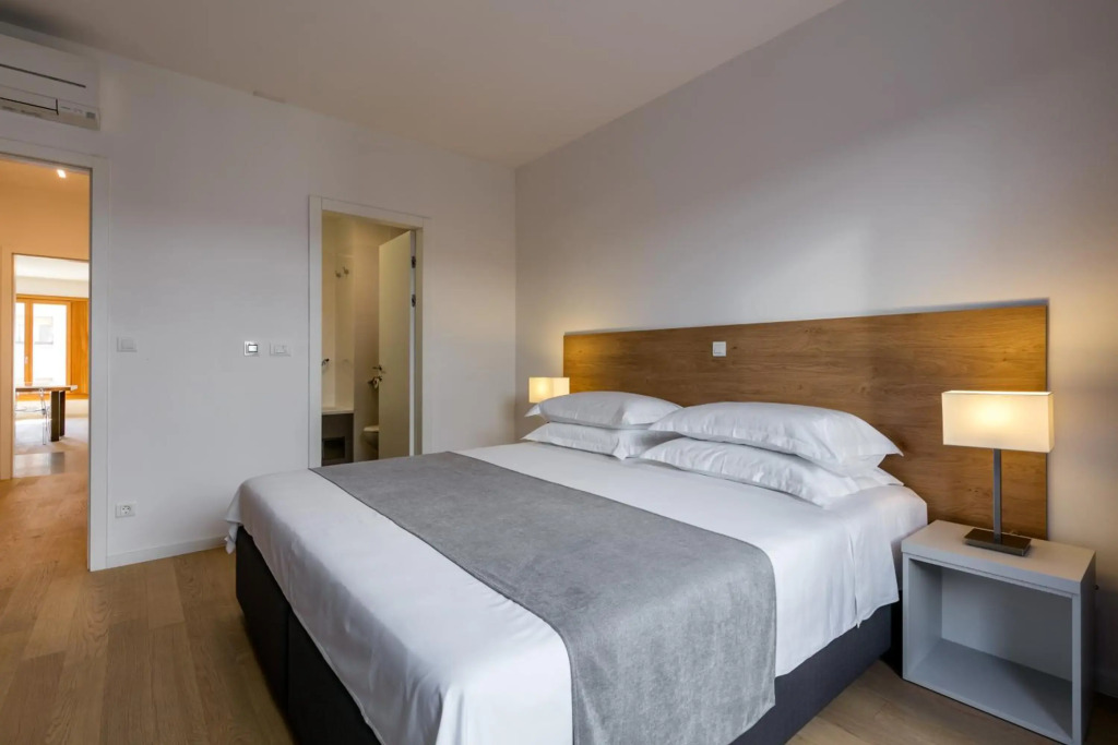 Luxury Apartment Kampanel