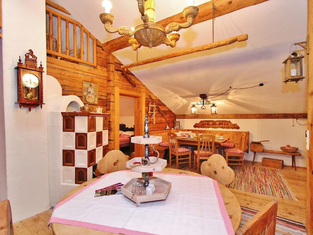 Vintage Apartment in Salzburg near Ski Area