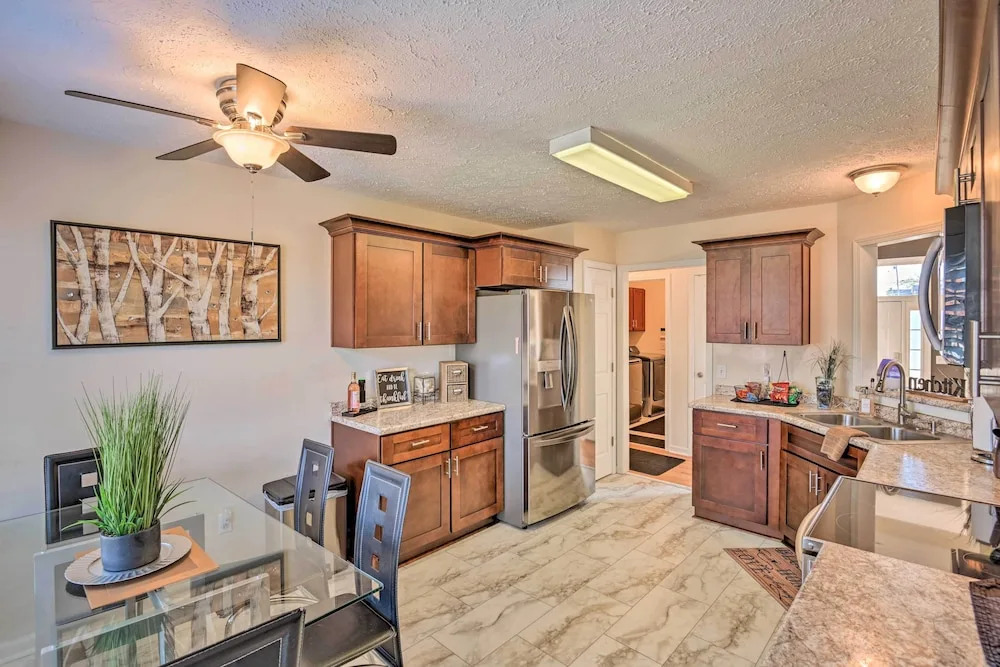 Charming Nashville Home ~ 6 Mi to Downtown