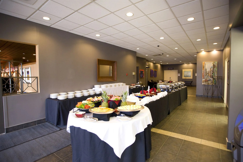 Royal Hotel Lloydminster
