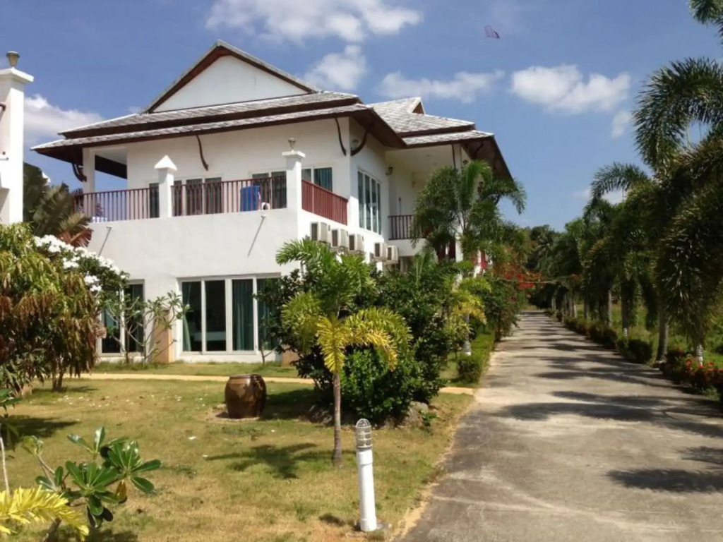 Nadivana Serviced Apartments