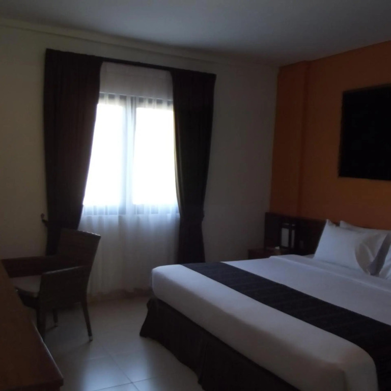 Luwansa Beach Hotel