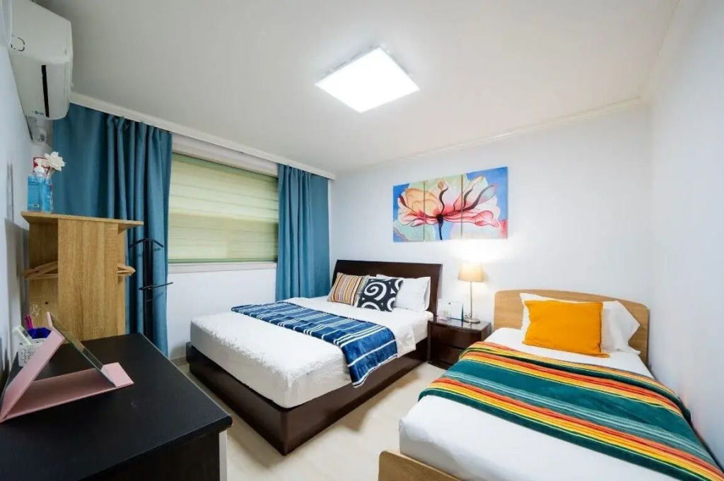 Riverside Guest House