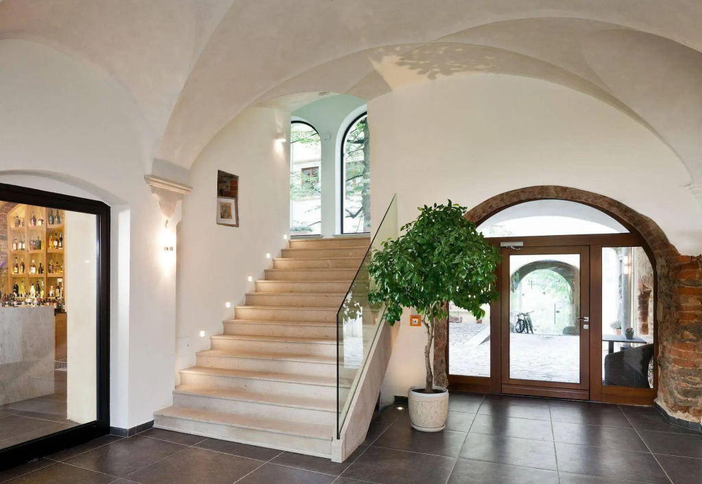 Uroczysko Siedmiu Stawów Luxury Hotel