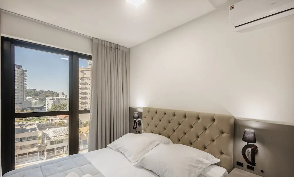 MHFA - Studios em Prédio Luxuoso com Vista Mar