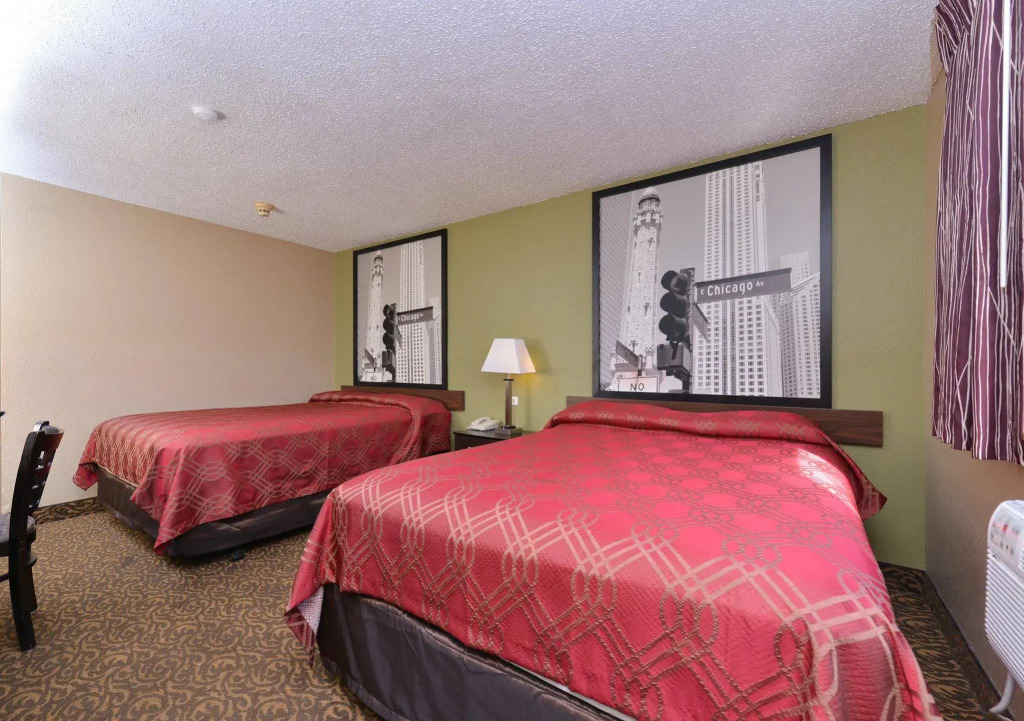 Days Inn by Wyndham Waukegan