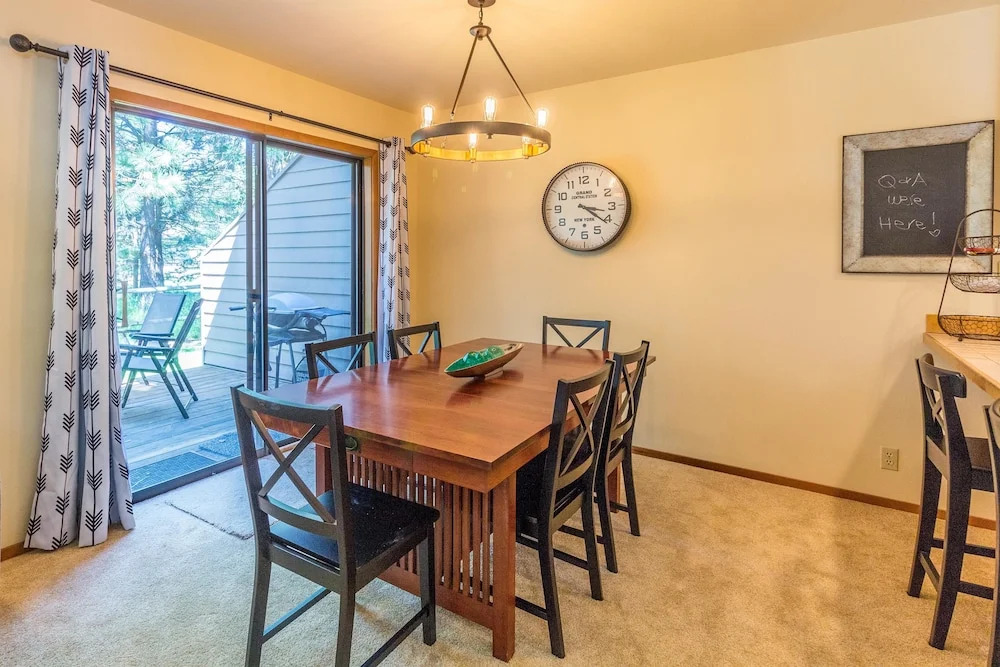 Skyline Condo 13