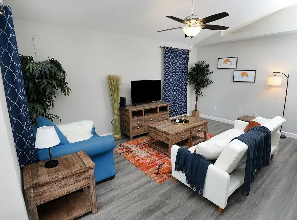 Stylish 3BR2BA Home | Gated Community | CozySuites