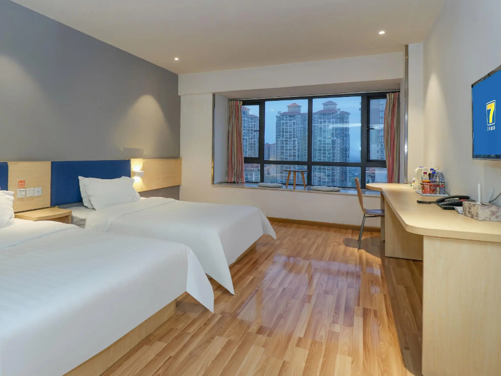 7 Days Inn Chengdu Chengyu Flyover Metro Station Branch
