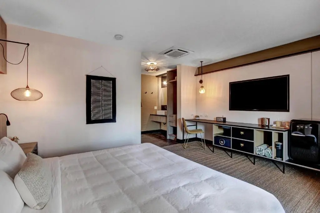 Mahala - 21 and Over - A Town & Desert Boutique Hotel