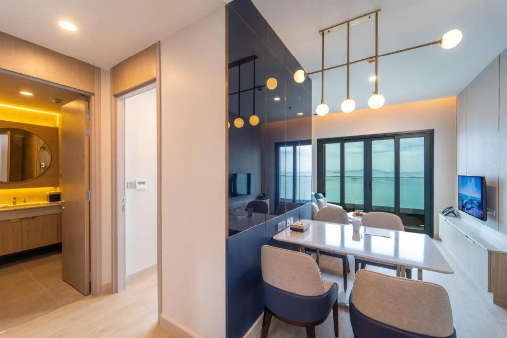 S Sriracha Hotel & Residence
