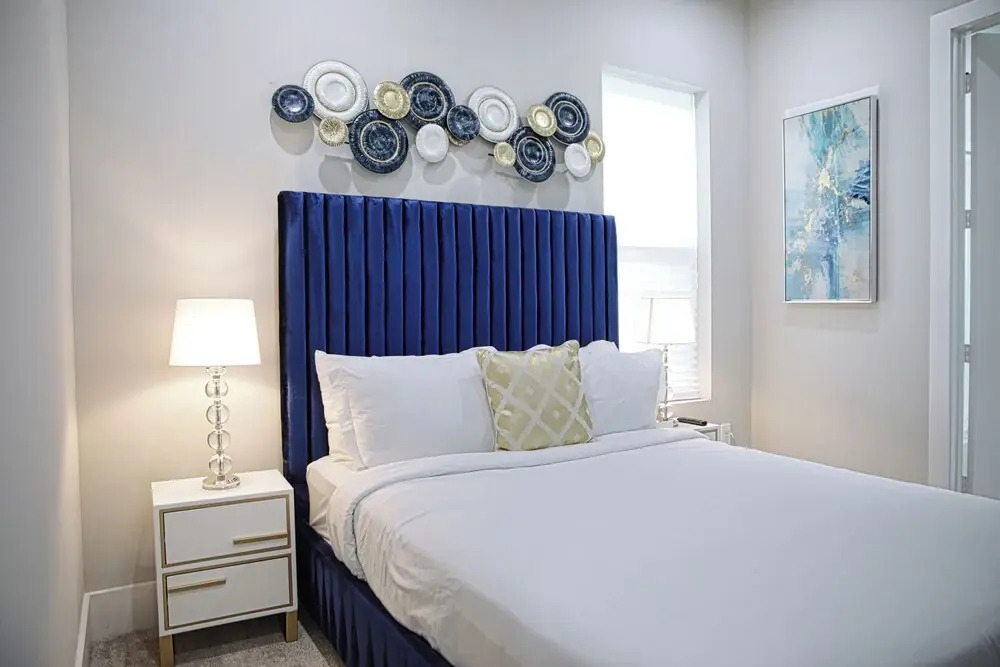 Luxury 3BD Rooftop Home in Dwtwn HTX.