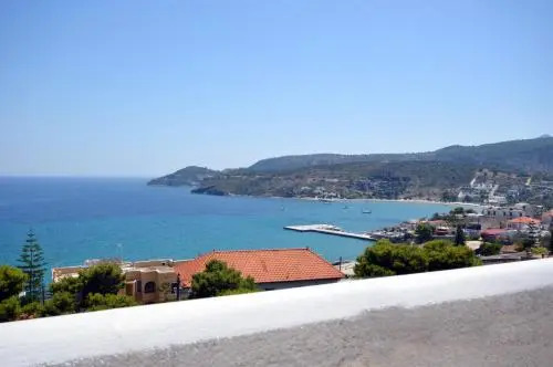 Yiannis Studios