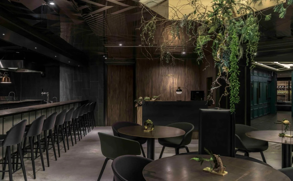 Reddot Hotel