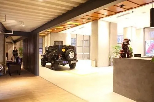 Ningxiang V8 Theme Hotel