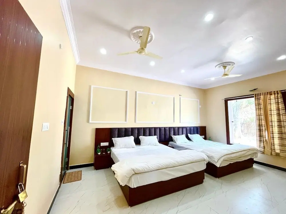 Raghav ji home stay