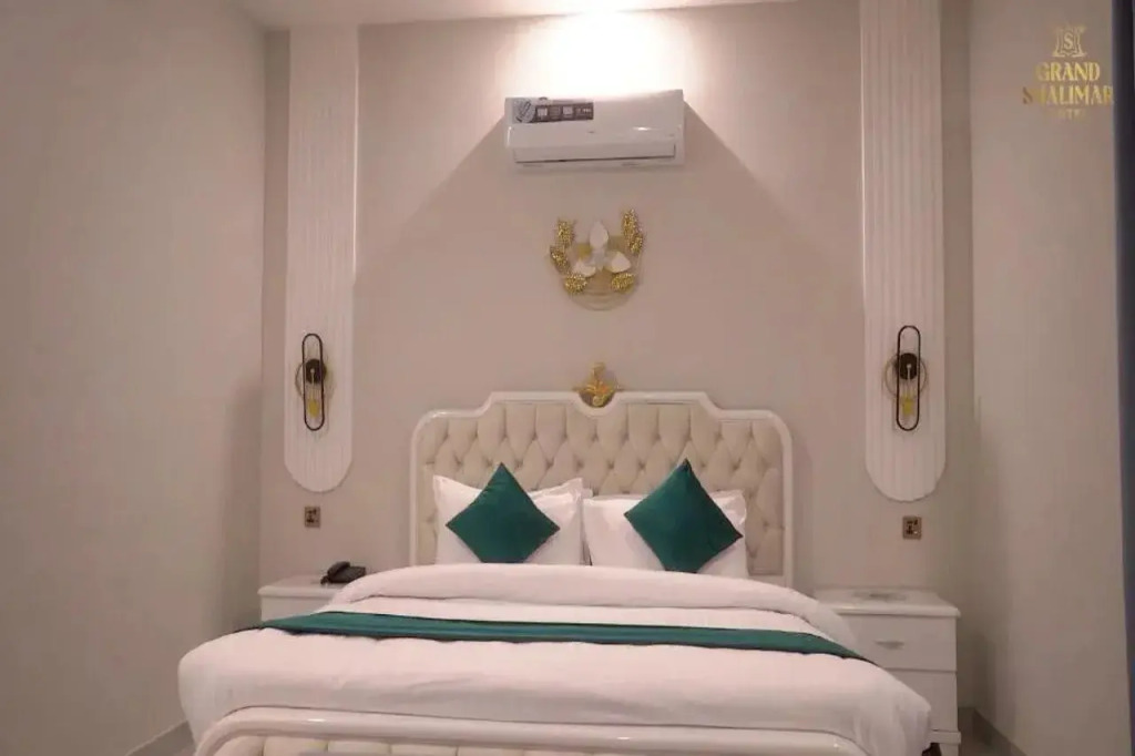 Grand Shalimar Hotel