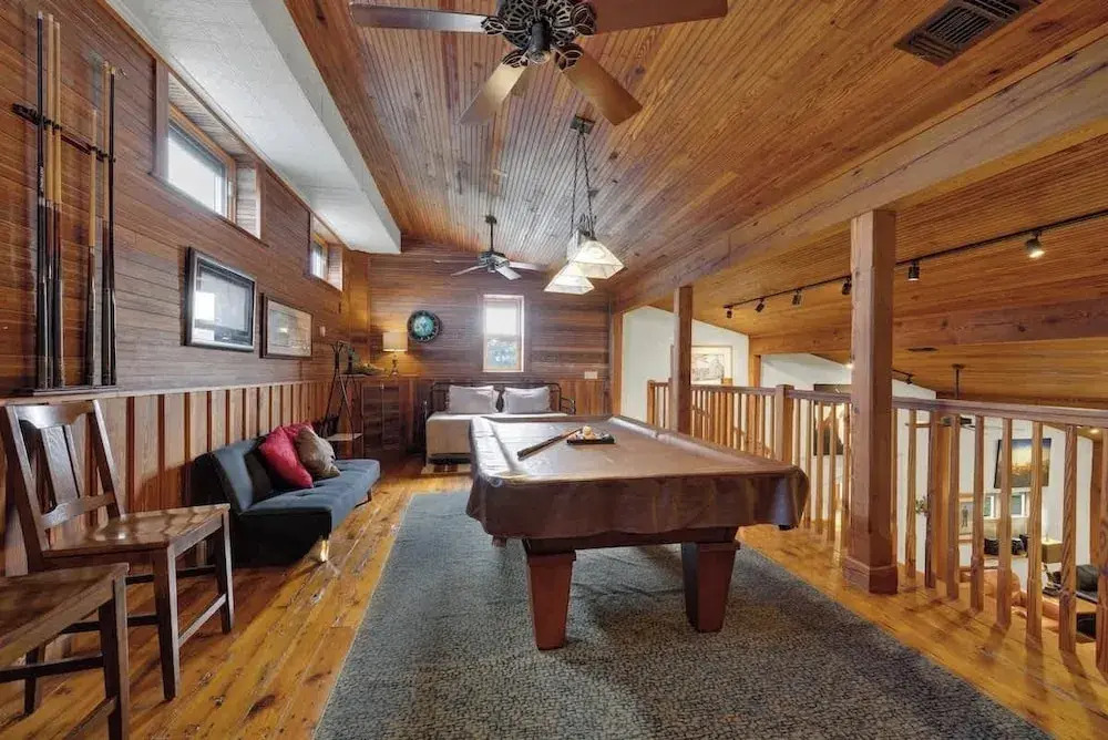 The Willows Casa Grande + Sundown Suite Sleeps 13 - Close to Main St