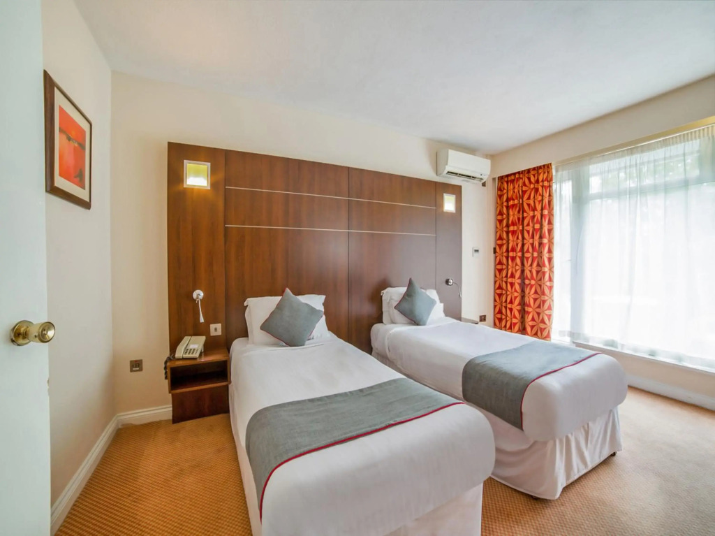 The Bridge House Hotel