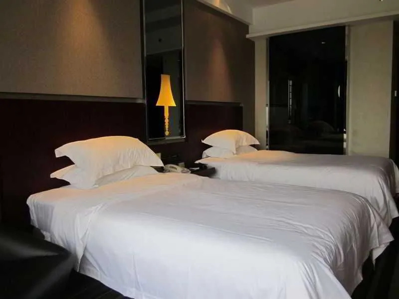 Vienna Hotel Dongguan Houjie Avenue