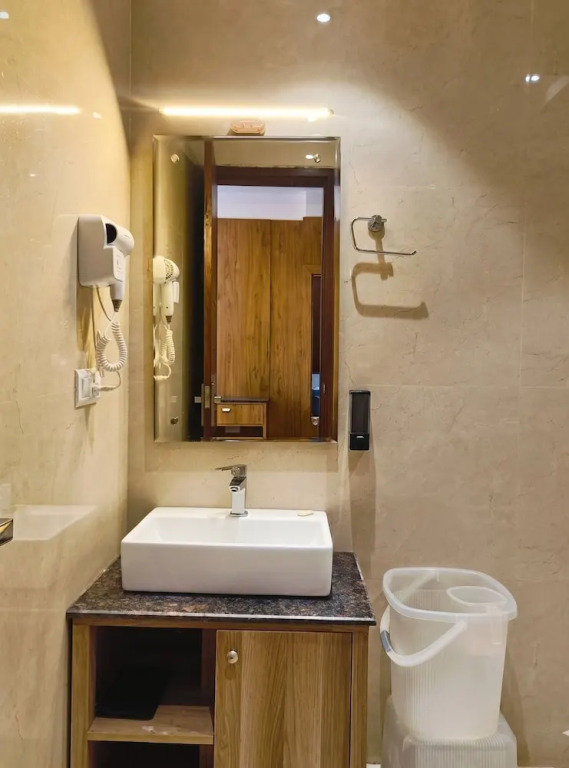 OnlyStay Luxe House Dalhousie