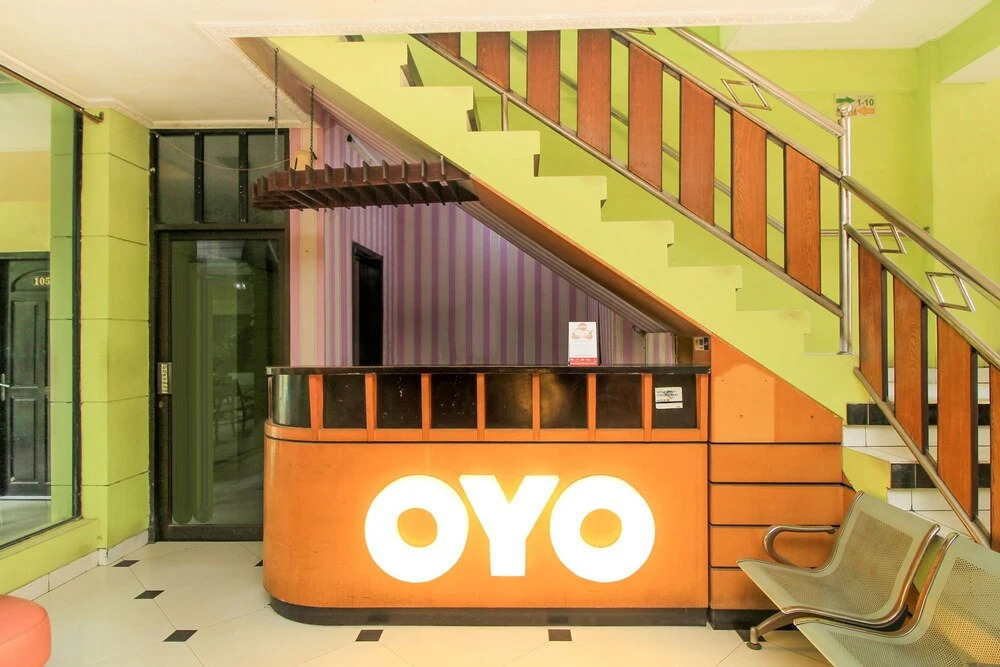 OYO 233 Hotel Global Inn